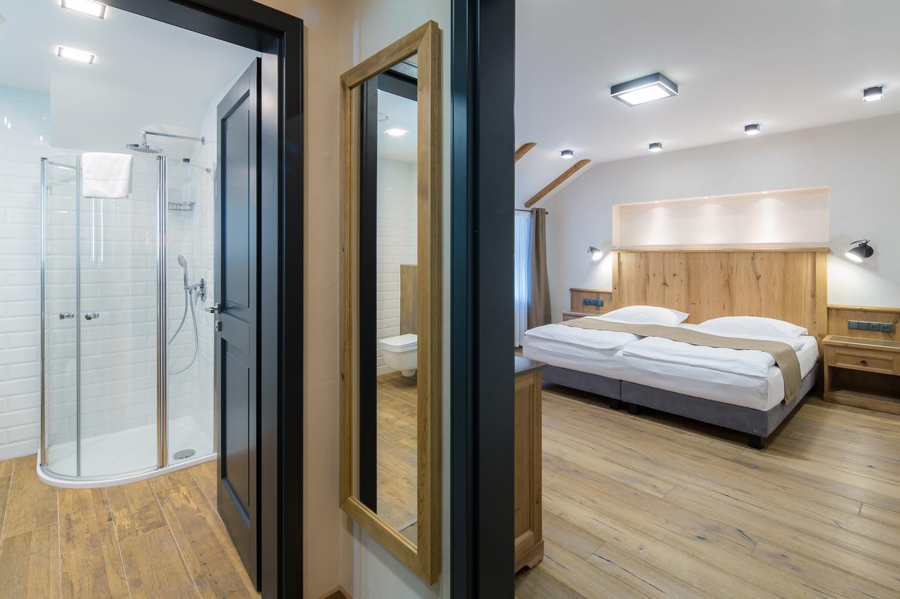 Hotel Male Versailles 카를로비바리 외부 사진