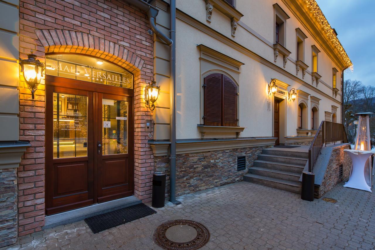 Hotel Male Versailles 카를로비바리 외부 사진