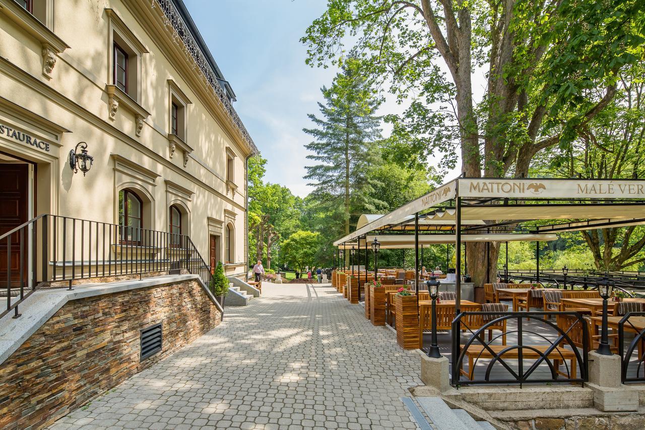 Hotel Male Versailles 카를로비바리 외부 사진